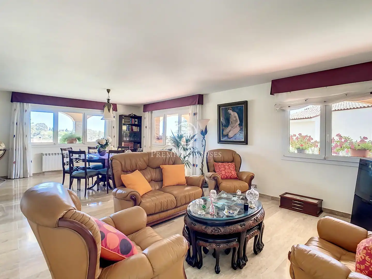 Sala de estar de Casa o chalet en venta en Badalona con Aire acondicionado, Calefacción y Jardín privado