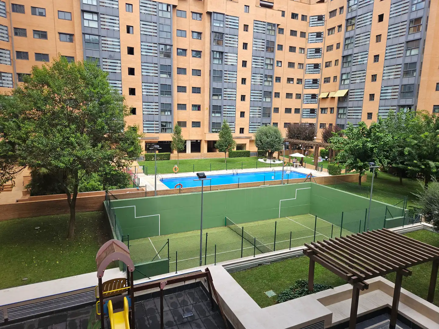 Pis amb piscina en venda a Calle de Ariel 4, imagen 32