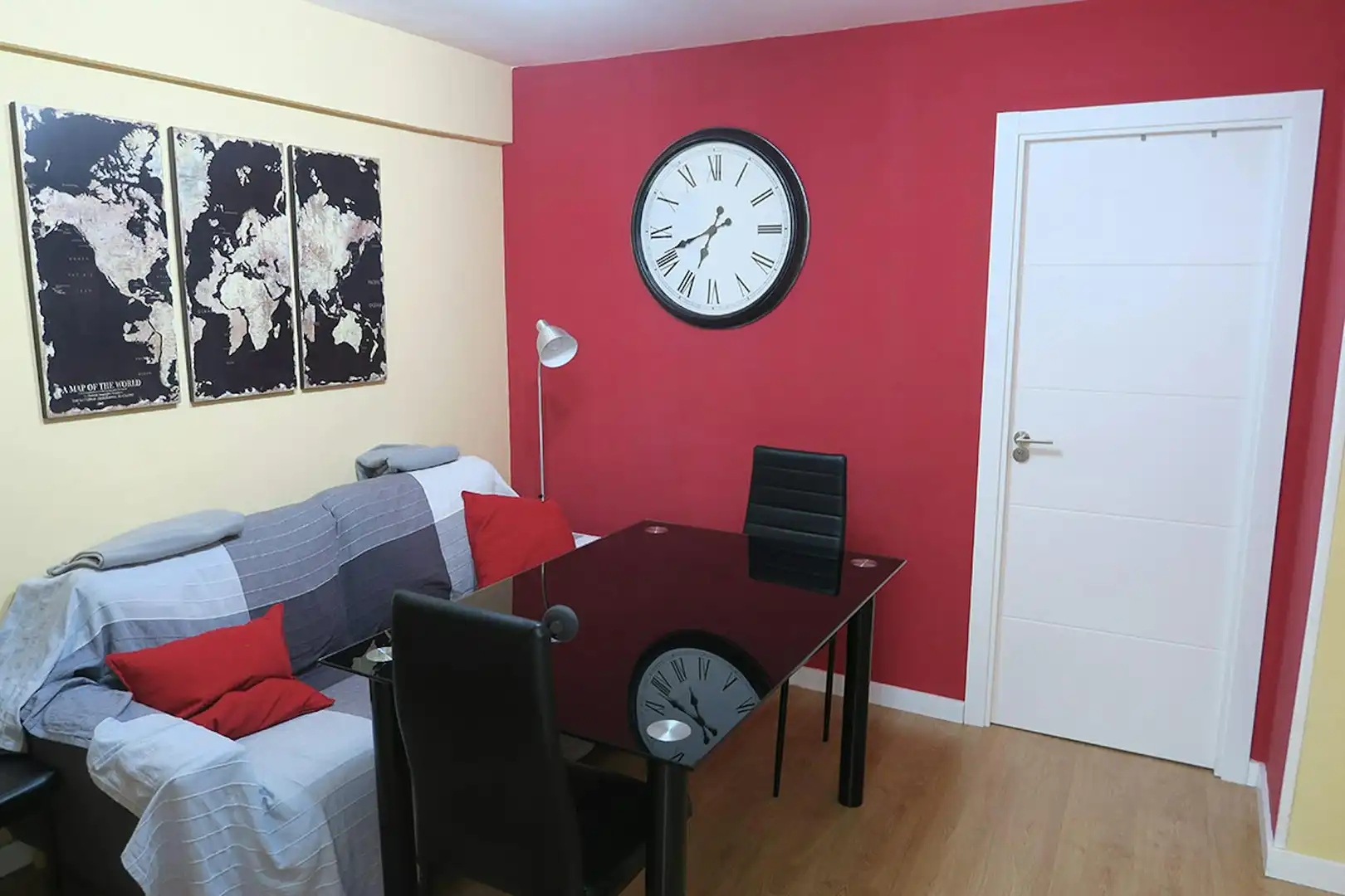Esszimmer von Wohnung zur untervermieten in Sevilla mit Klimaanlage, Heizung und Möbliert