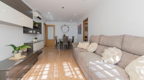 OPORTUNIDAD EN MASSAMAGRELL! BONITO Y AMPLIO ENTRESUELO DE 3 HABITACIONES, 2 BAÑOS Y GARAJE