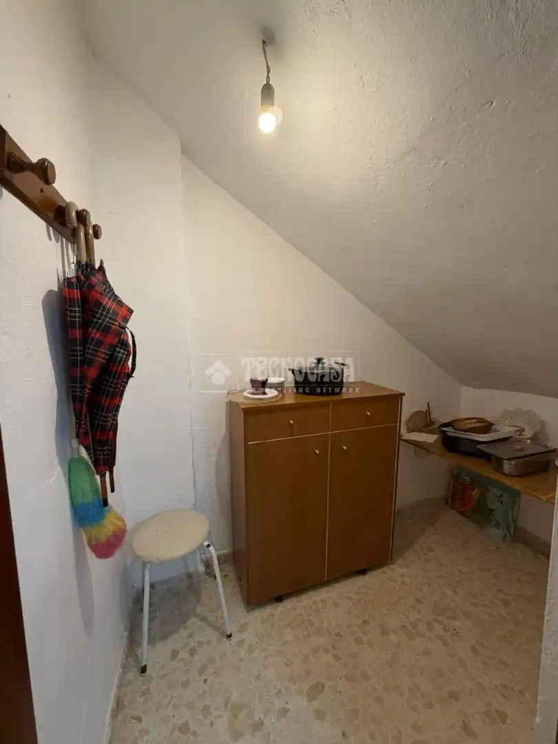 Bedroom of Houses for sale in Sevilla  with Terrace and Balcony