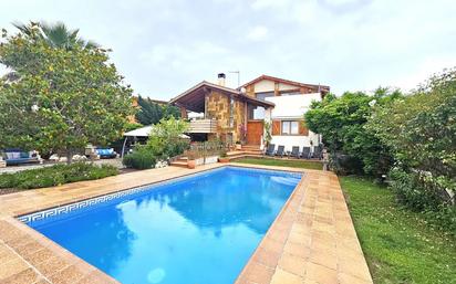 Swimming pool of House or chalet for sale in Viladamat  with Terrace and Swimming Pool