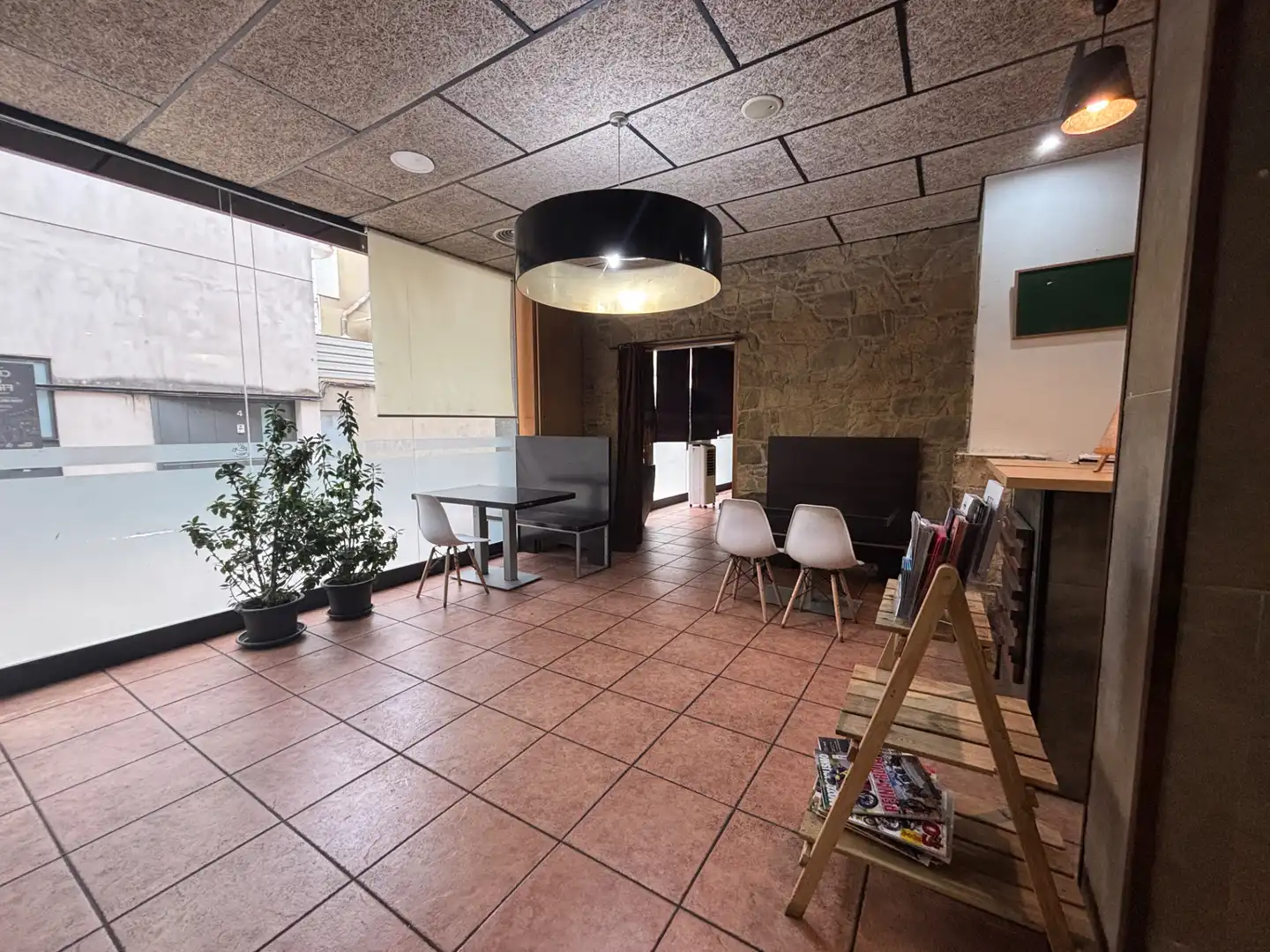 Business premises to rent in Carrer Vista Alegre 1, imagen 4