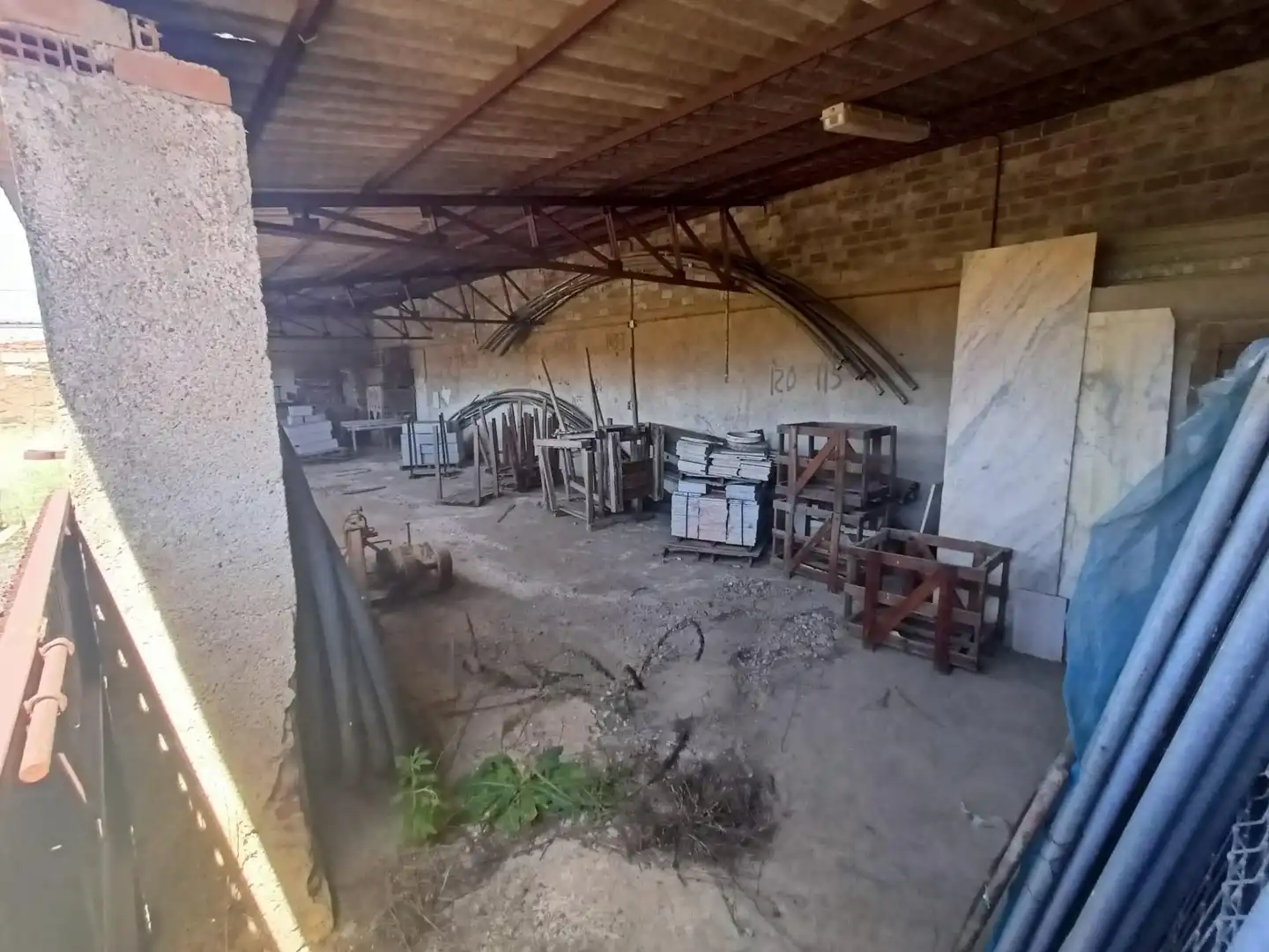 Nau industrial en venda en Cáceres