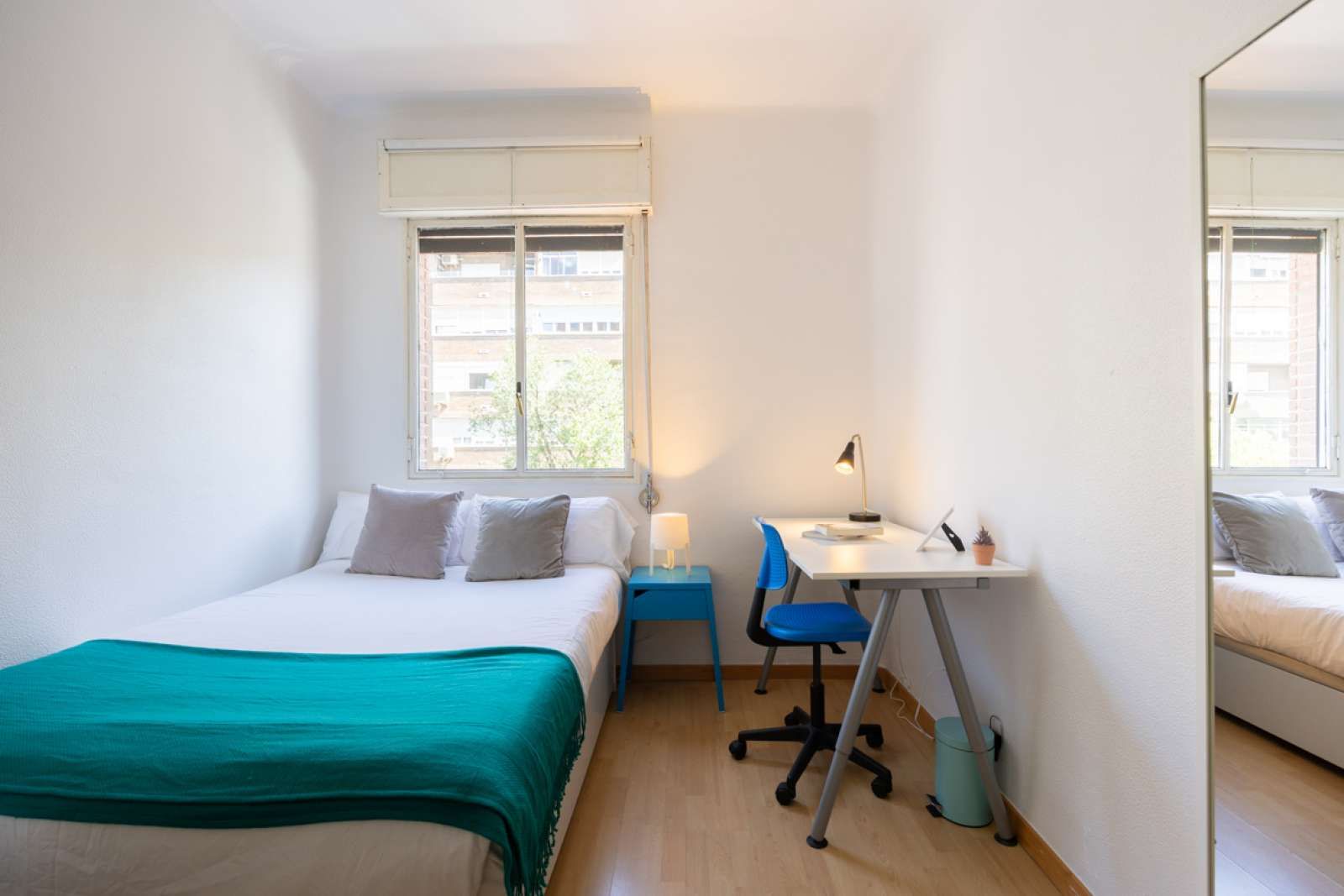Habitación de Piso para compartir en  Madrid Capital con Terraza