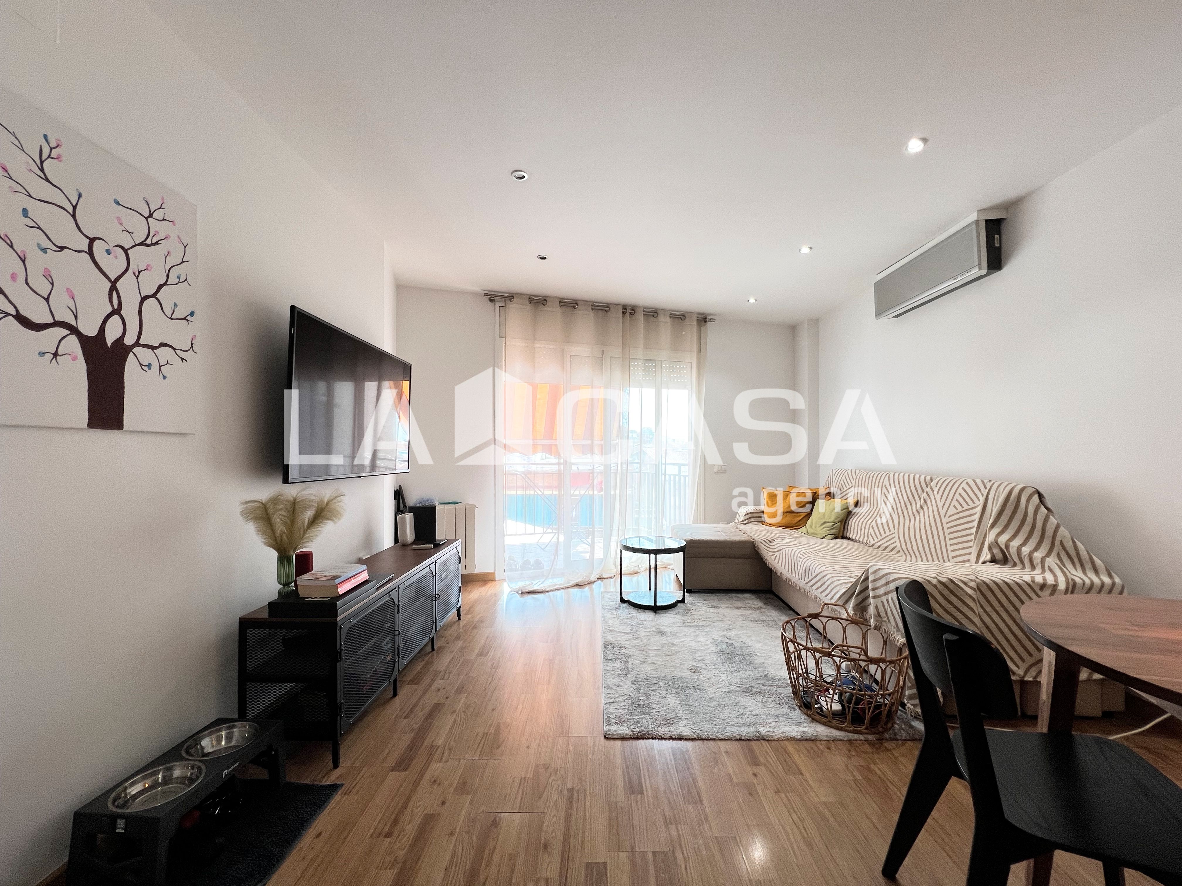 Sala d'estar de Pis en venda en Badalona amb Calefacció i Balcó