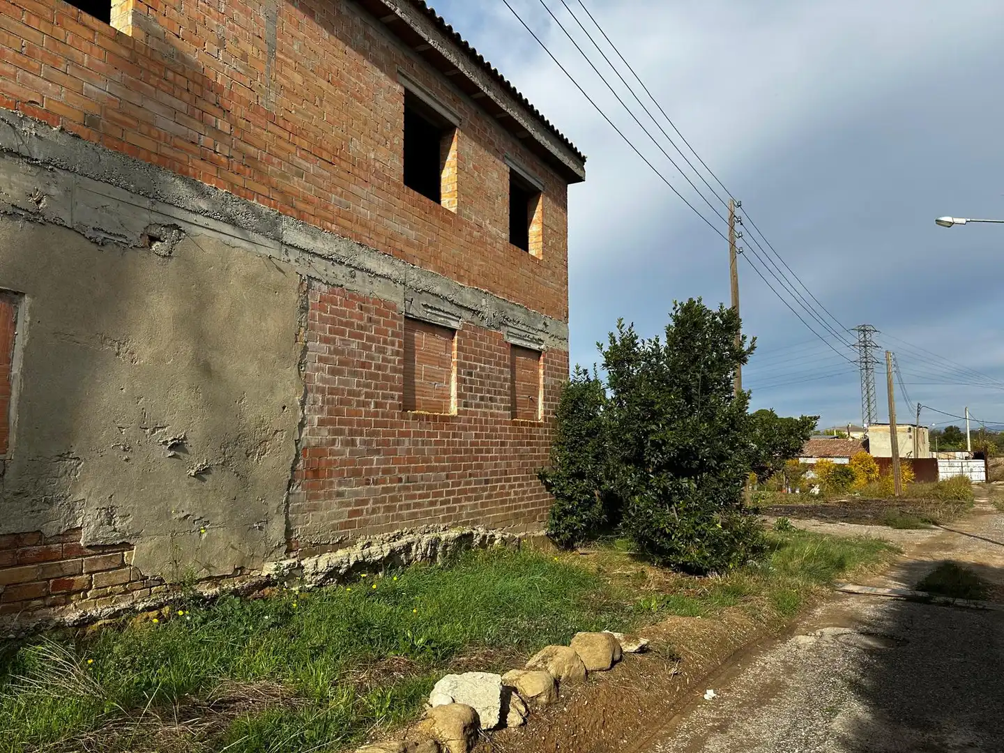 Vista exterior de Finca rústica en venda en Lleida amb Jardí privat, Terrassa i Traster