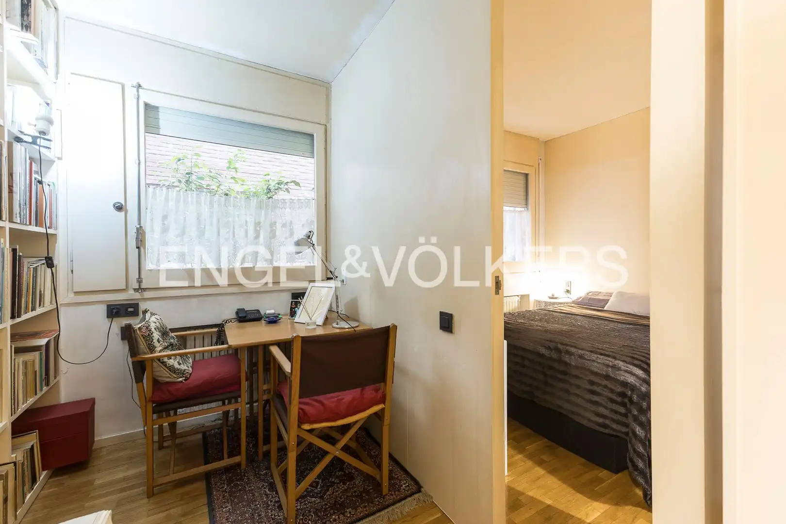 Außenansicht von Maisonette zum Verkauf in Barcelona mit Heizung und Parkett