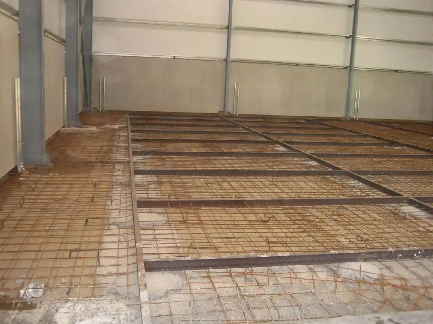 Industrial buildings for rent in Narón