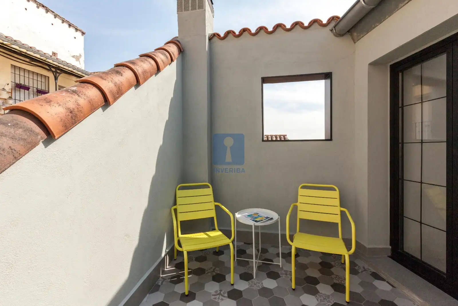 Balcony of Attic for rent in Madrid  with Air Conditioner, Heating and Parquet flooring