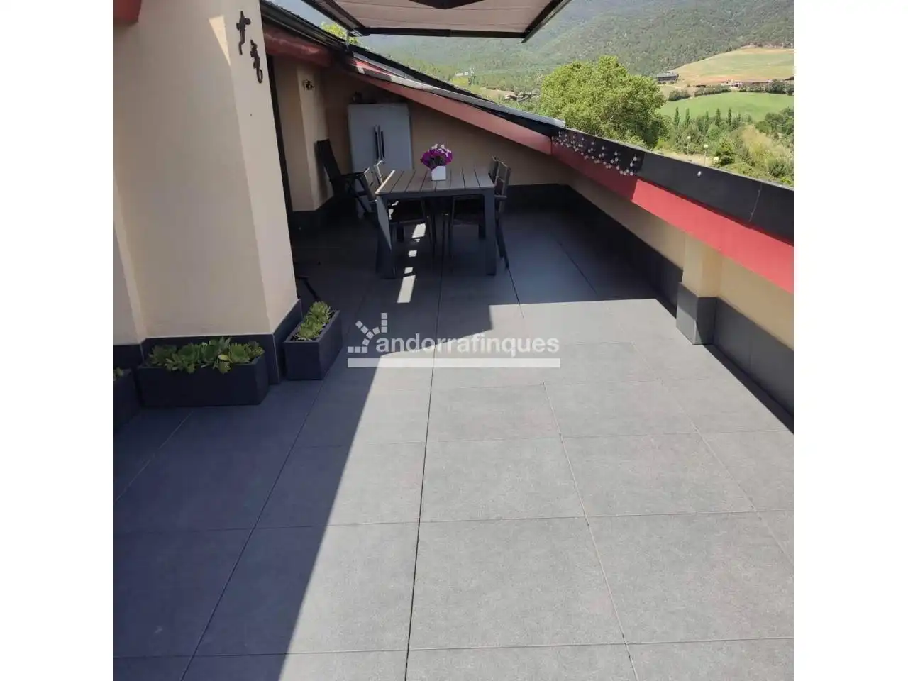 Terraza de Apartamento en venta en Montferrer i Castellbò con Aire acondicionado, Terraza y Trastero