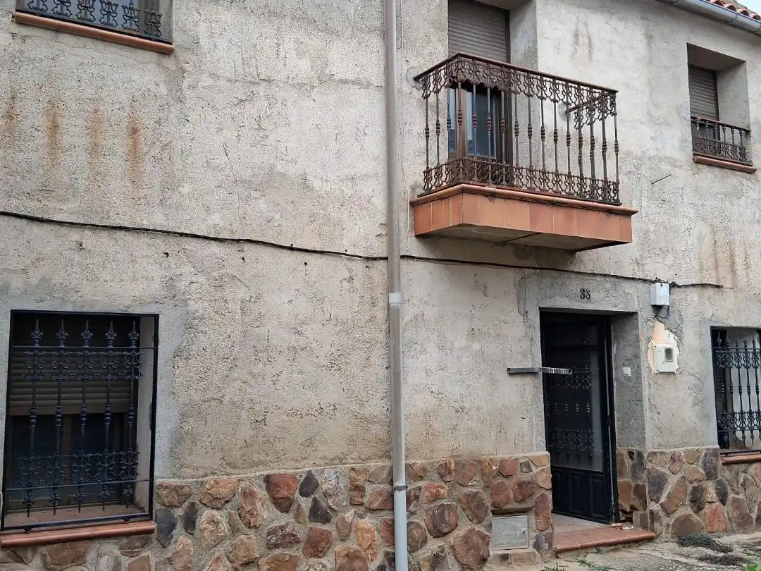 Vista exterior de Casa o xalet en venda en Almadén