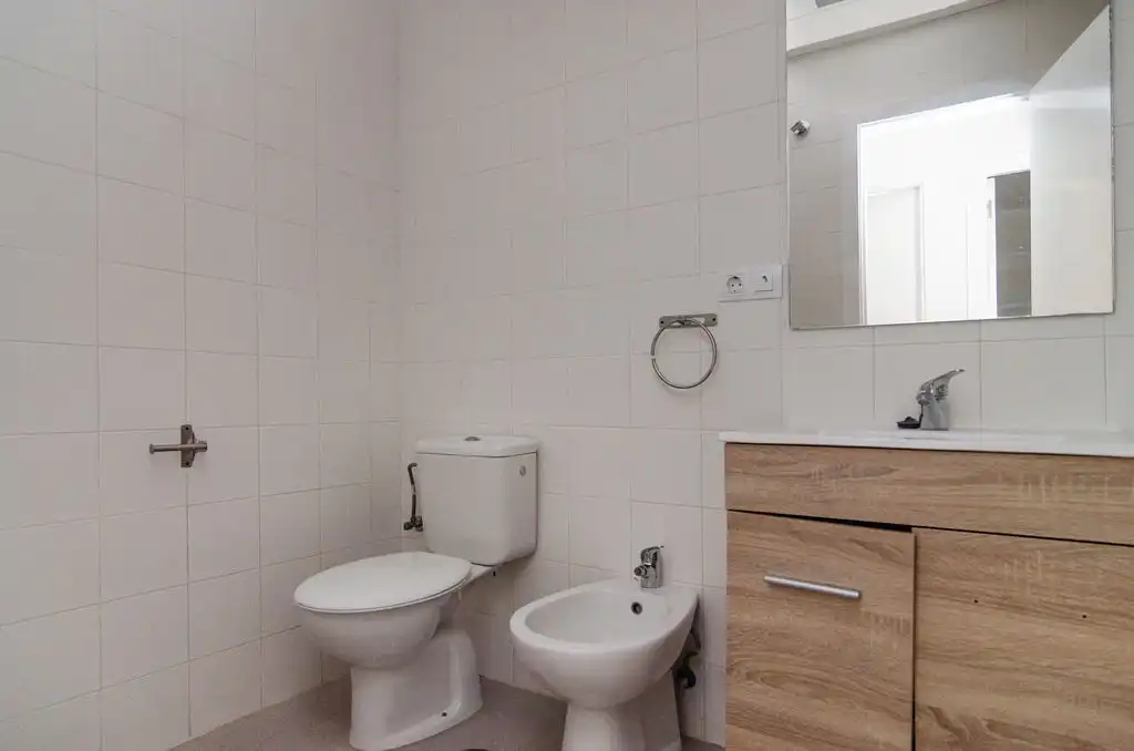 Piso en venta en C/ Dr Santiago Ramón y Cajal, Puertas del sur - Guadabajaque