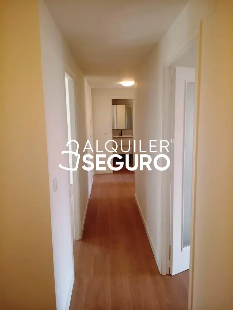 Piso de alquiler en Valladolid con Calefacción y Trastero