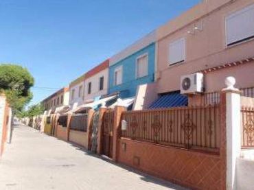 Casa en venda a Gelves