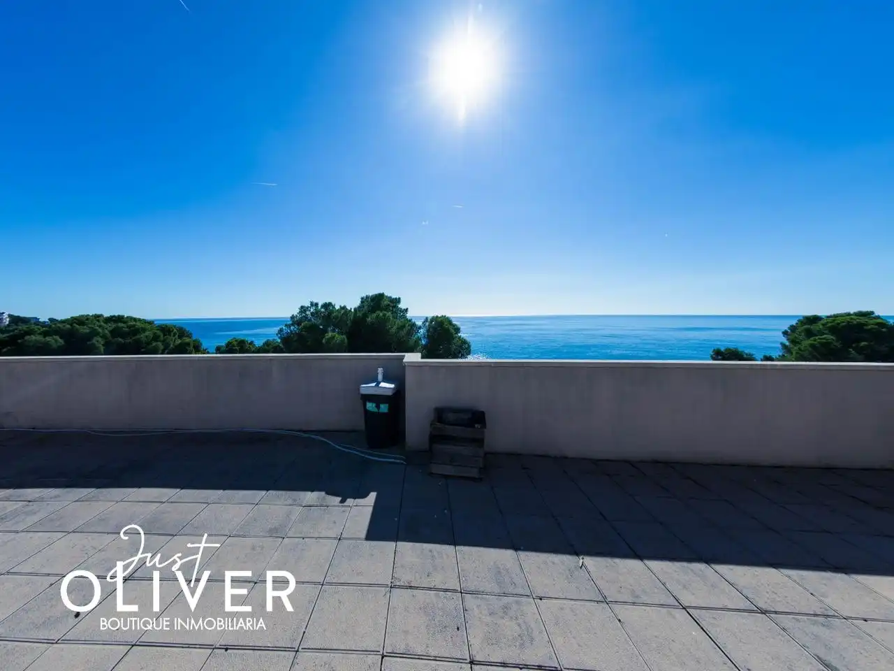 Vista exterior de Casa o xalet en venda en Salou amb Terrassa, Moblat i Piscina comunitària