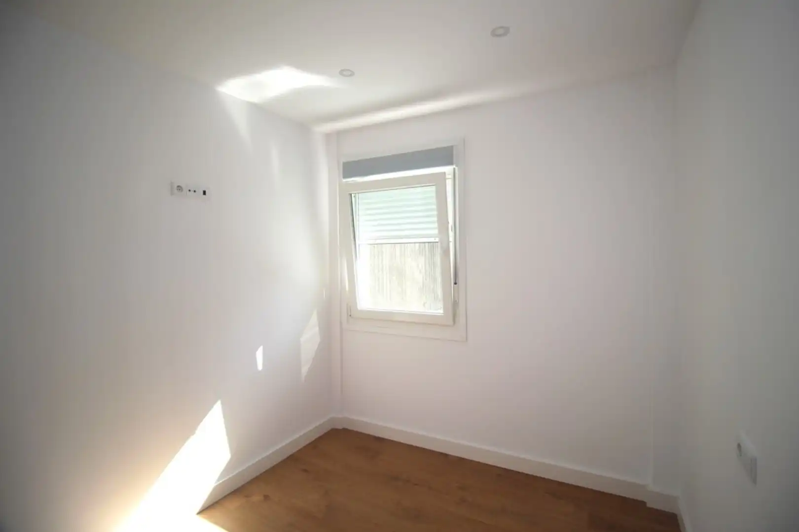 Habitación de Piso de alquiler en Sada (A Coruña) con Calefacción, Terraza y Horno