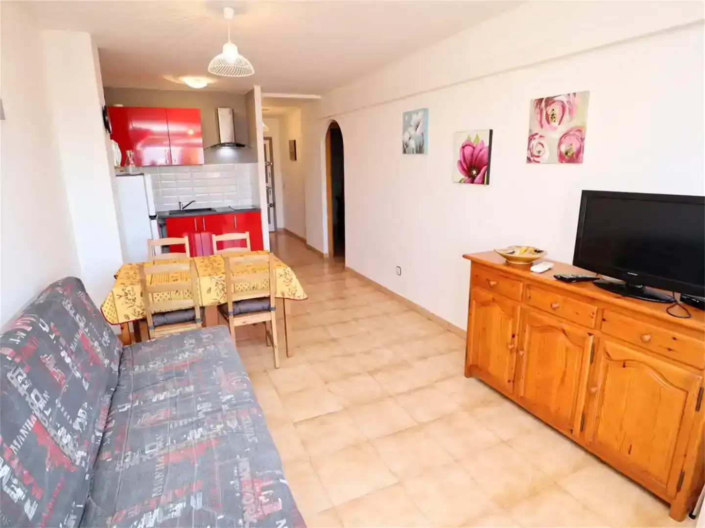 Wohnzimmer von Wohnung zum Verkauf in Empuriabrava mit Klimaanlage und Schwimmbad