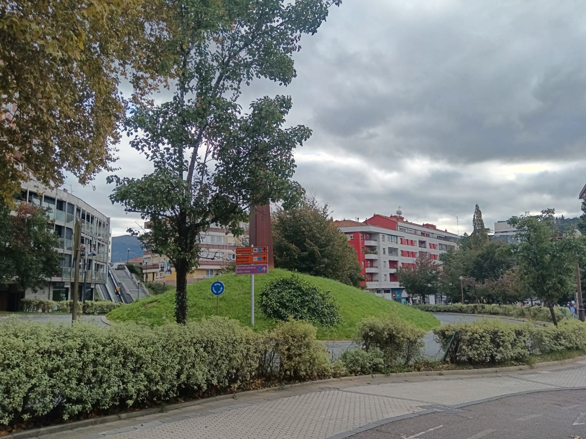 Exterior view of Flat to rent in Lasarte-Oria  with Heating, Furnished and Washing machine