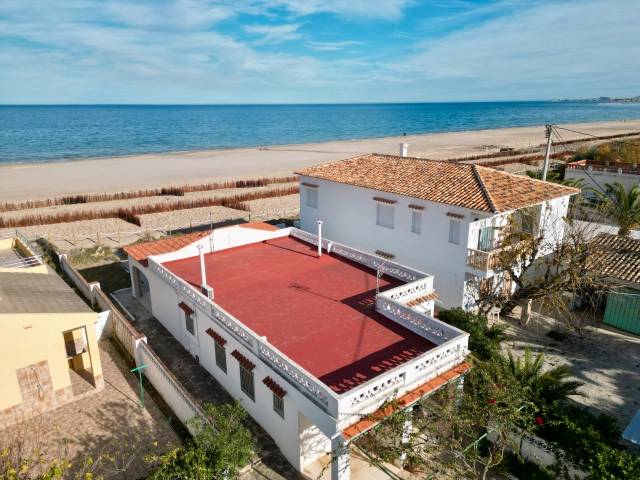 Casa-chalet en Venta en Carrer Riu Magre en Devessa - Monte Pego