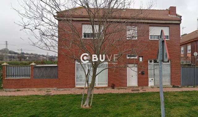 Piso en Venta en TITULOS 2 en La Overuela