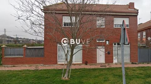 Foto 2 de Piso en venta en Titulos 2, La Overuela, Valladolid Capital