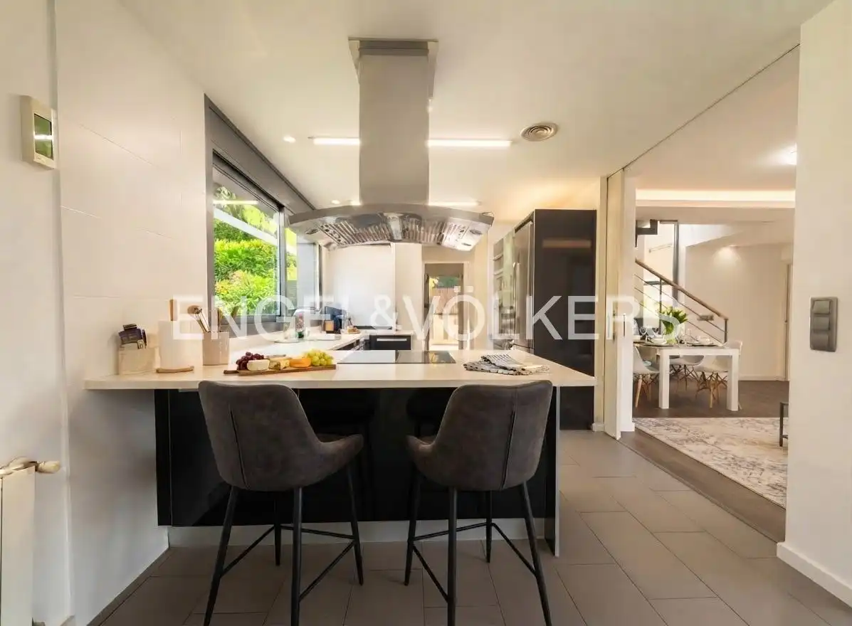 Chalet con terraza en venta en Carrer dels Estornells, imagen 12