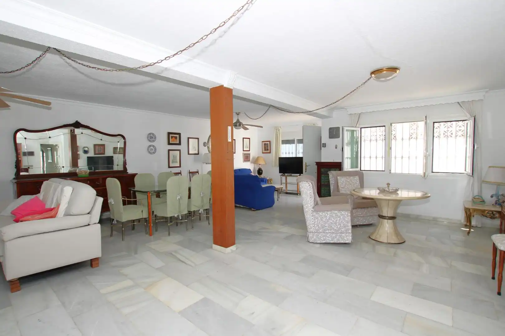 Villa con terrazza in vendita a Puerto Marina, imagen 3