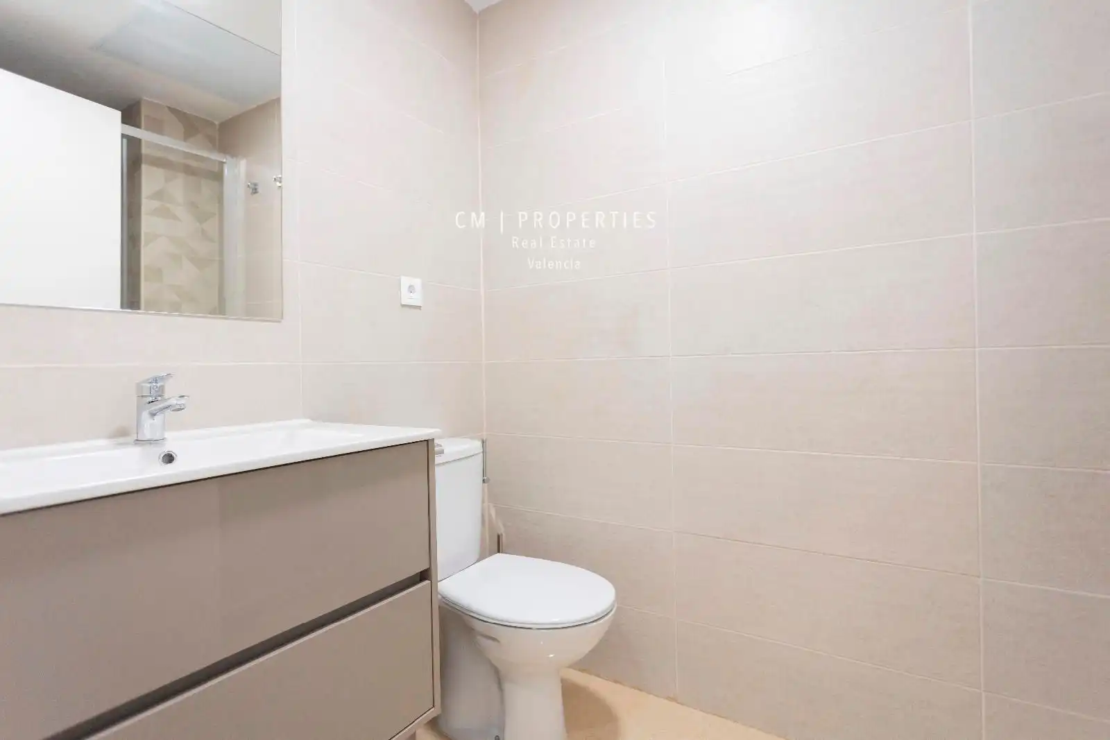 Baño de Piso en venta en Cabanes con Aire acondicionado, Calefacción y Terraza