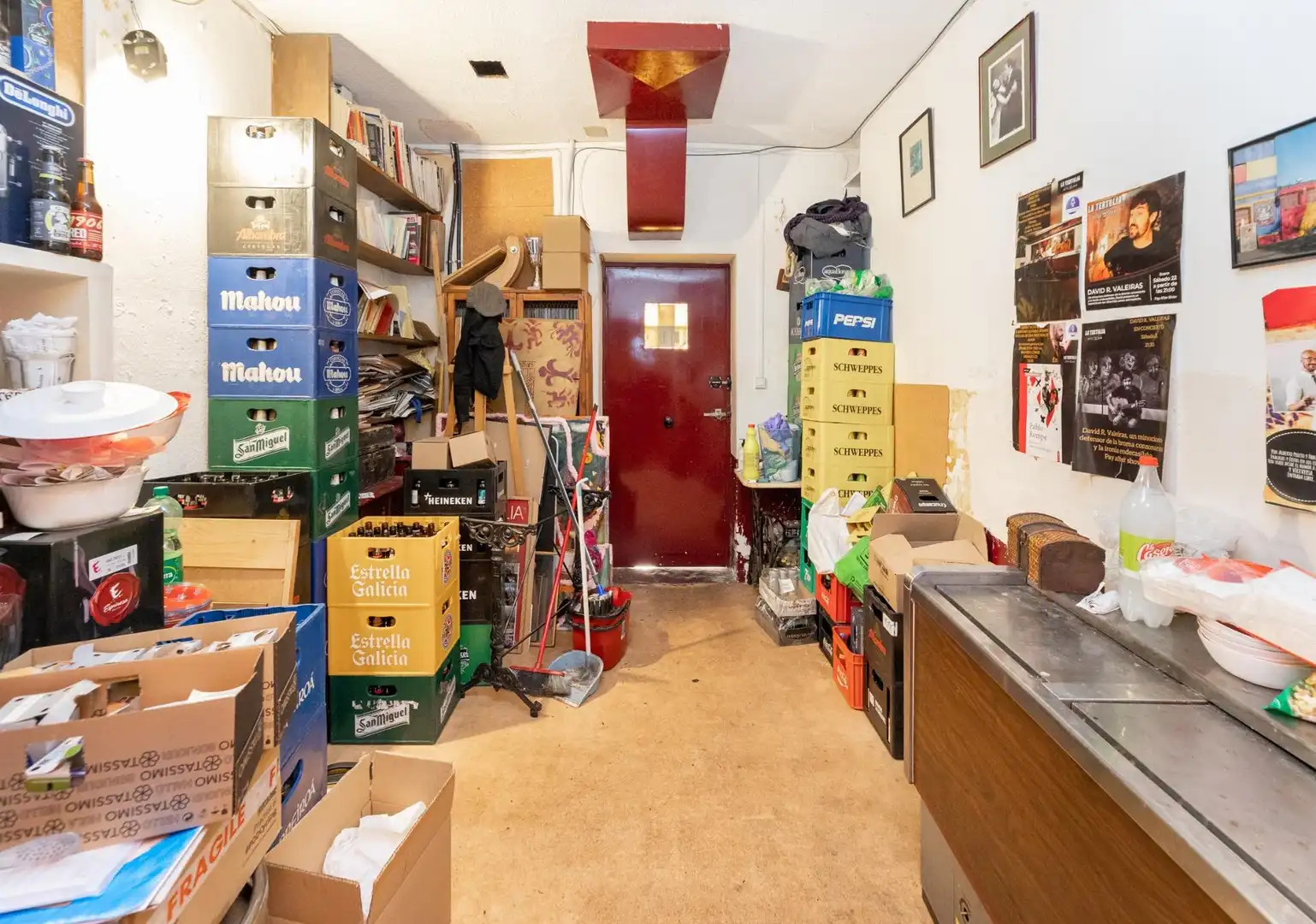 Local en venta en Granada con Amueblado