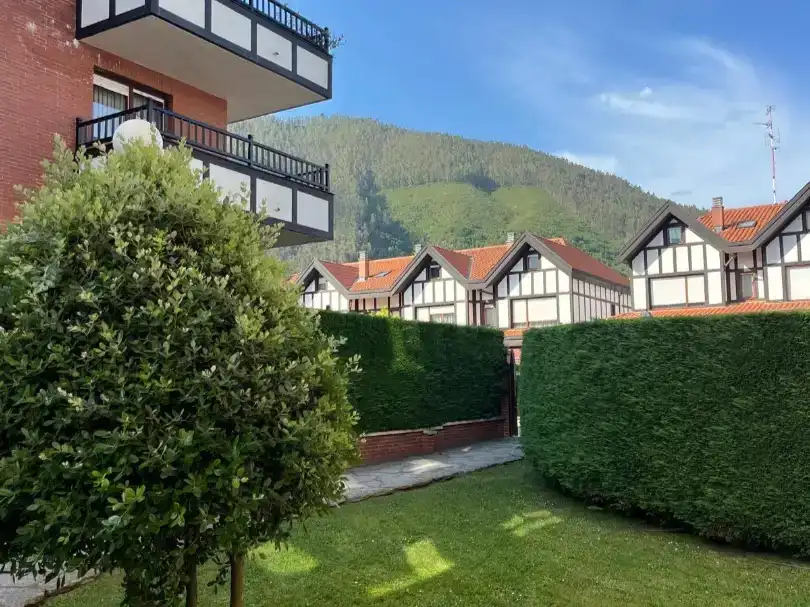 Exterior view of Flat for sale in Alonsotegi  with Balcony