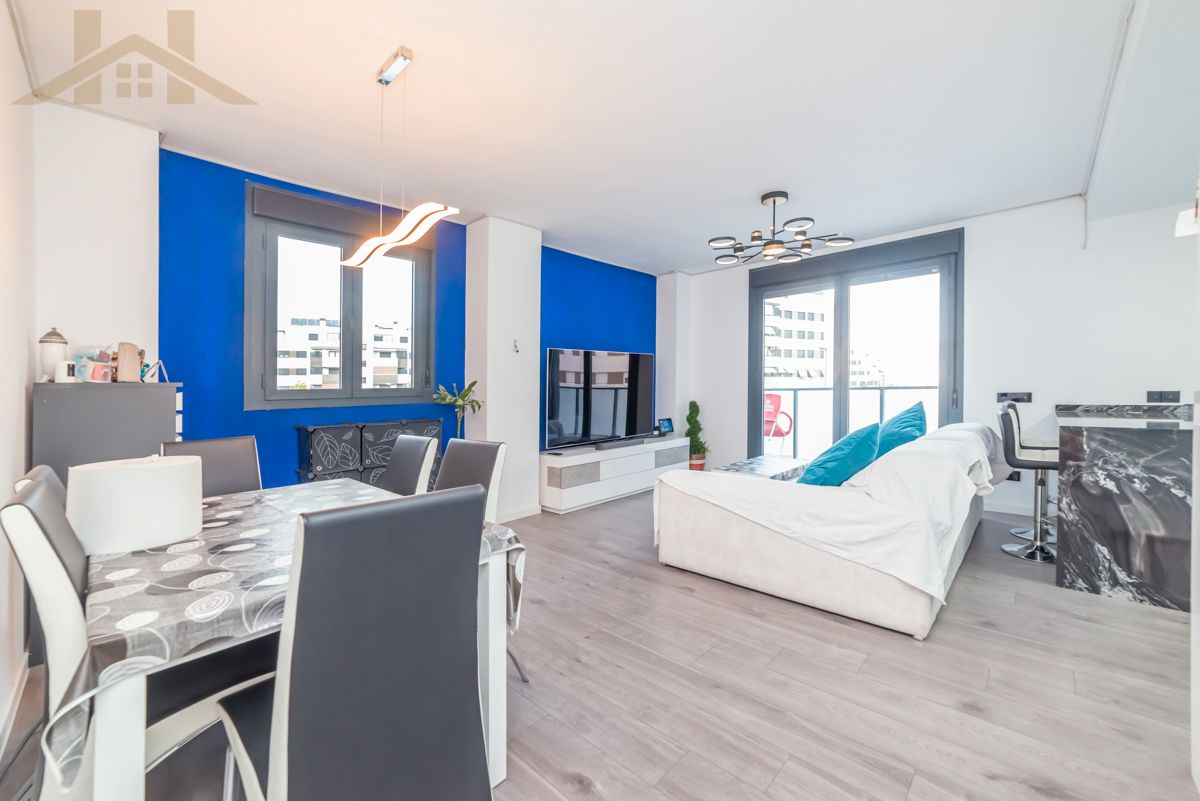 Living room of Flat for sale in Valdemoro  with Air Conditioner, Heating and Terrace
