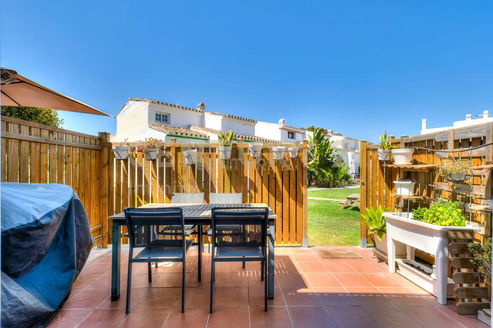 Jardí de Casa adosada en venda en Mijas amb Jardí privat, Forn i Rentadora