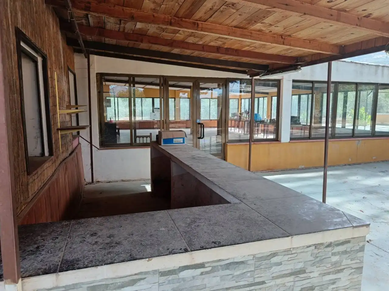 Country house zum Verkauf in Montefrío mit Klimaanlage, Privatgarten und Terrasse