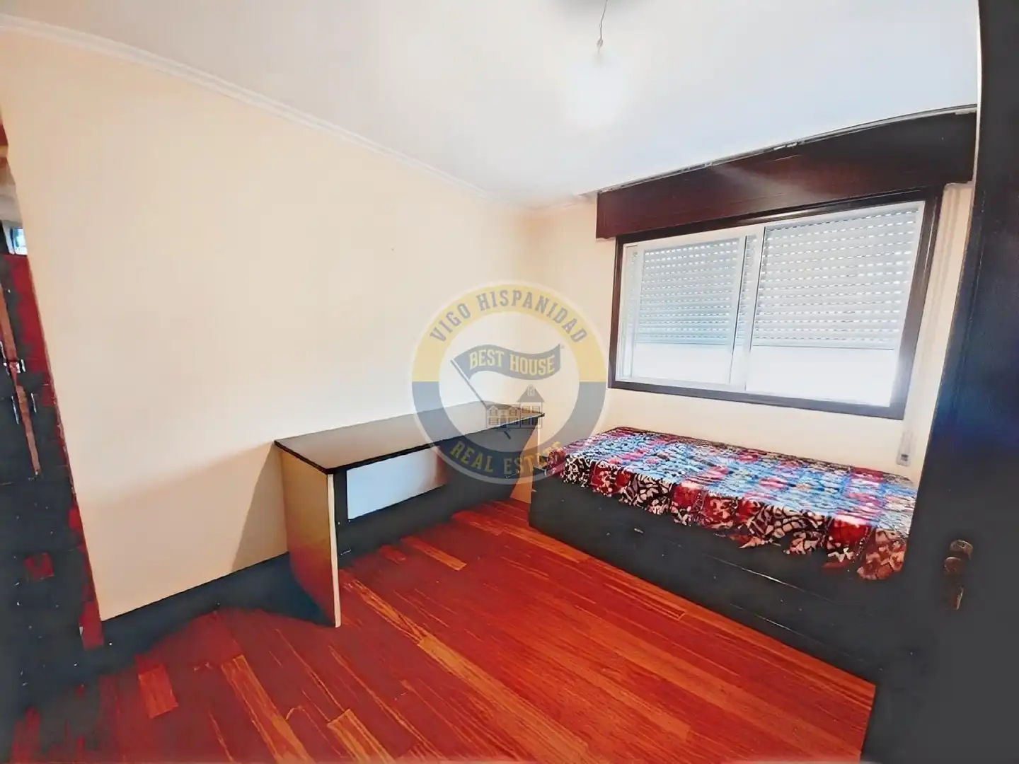 Bedroom of Flat for sale in Vigo   with Heating, Parquet flooring and Storage room