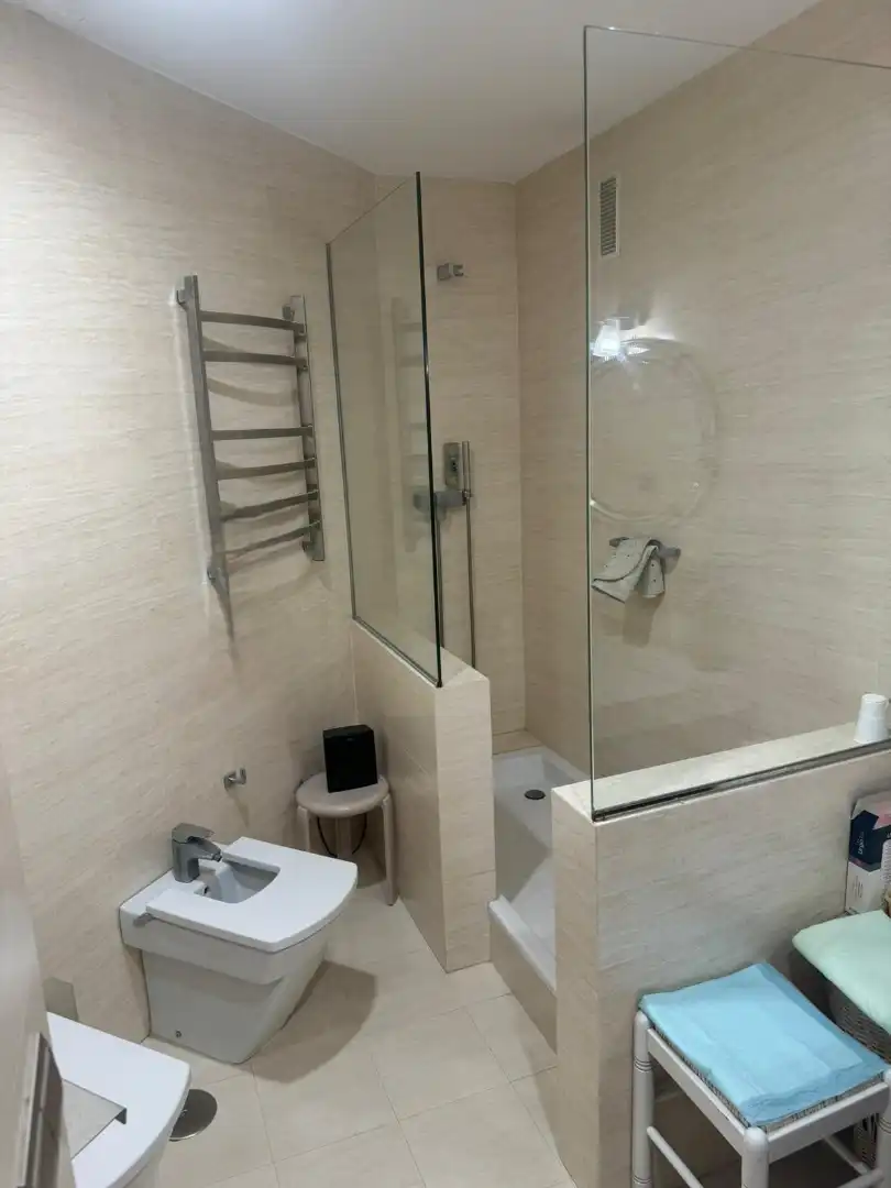 Baño de Piso en venta en Melilla con Aire acondicionado, Calefacción y Terraza