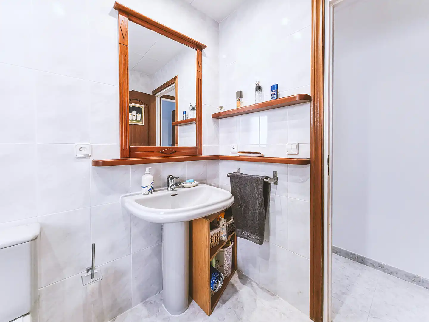 Badezimmer von Haus oder Chalet zum Verkauf in Sant Cebrià de Vallalta mit Heizung, Privatgarten und Terrasse