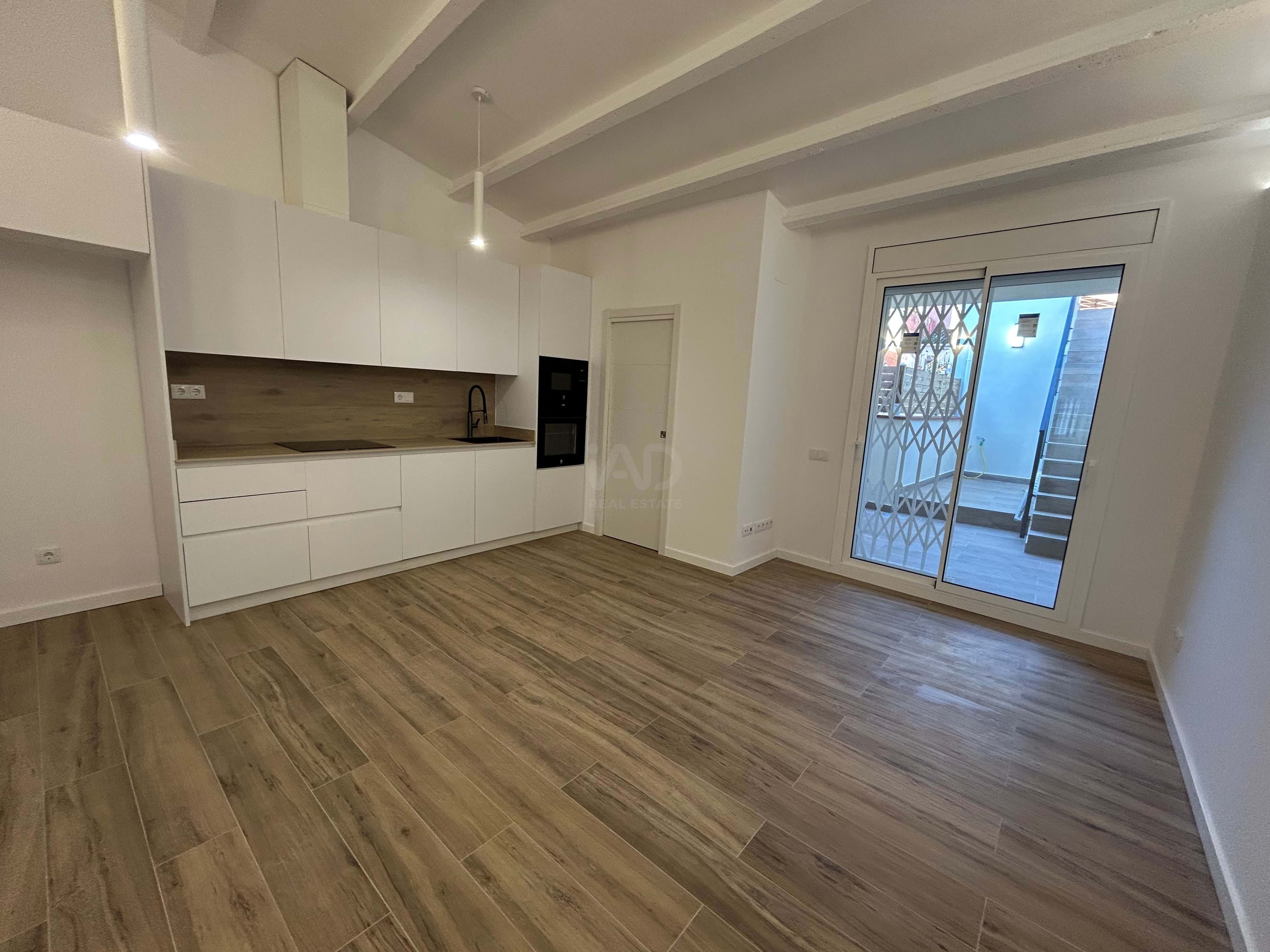 Exterior view of Flat for sale in Sabadell  with Air Conditioner, Heating and Terrace
