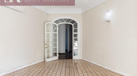 Foto 4 de Piso de alquiler en Sant Antoni,  Barcelona Capital