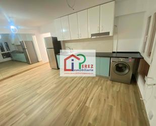 Kitchen of Flat to rent in Fuenlabrada  with Air Conditioner