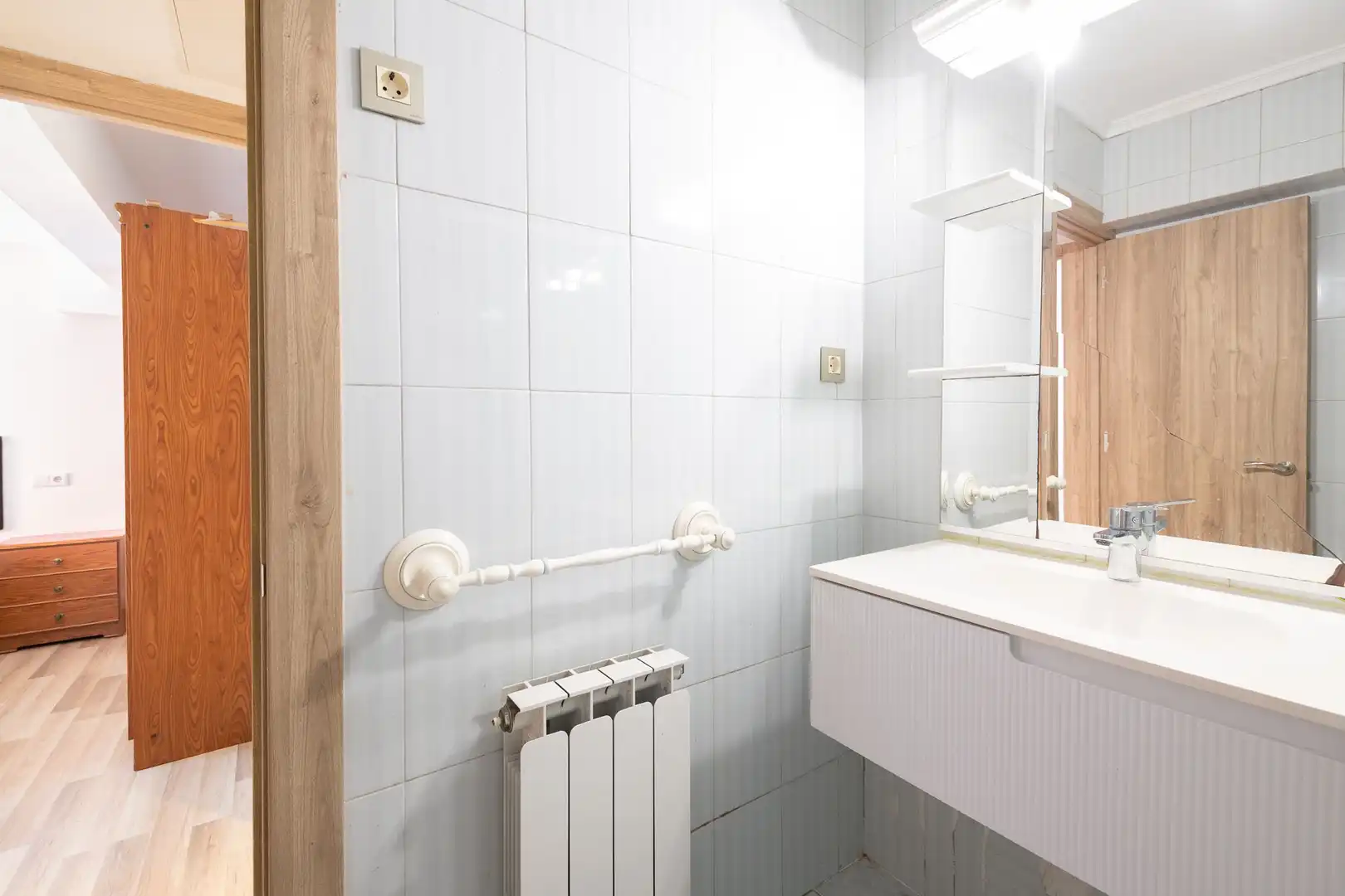 Baño de Piso en venta en Gijón  con Calefacción