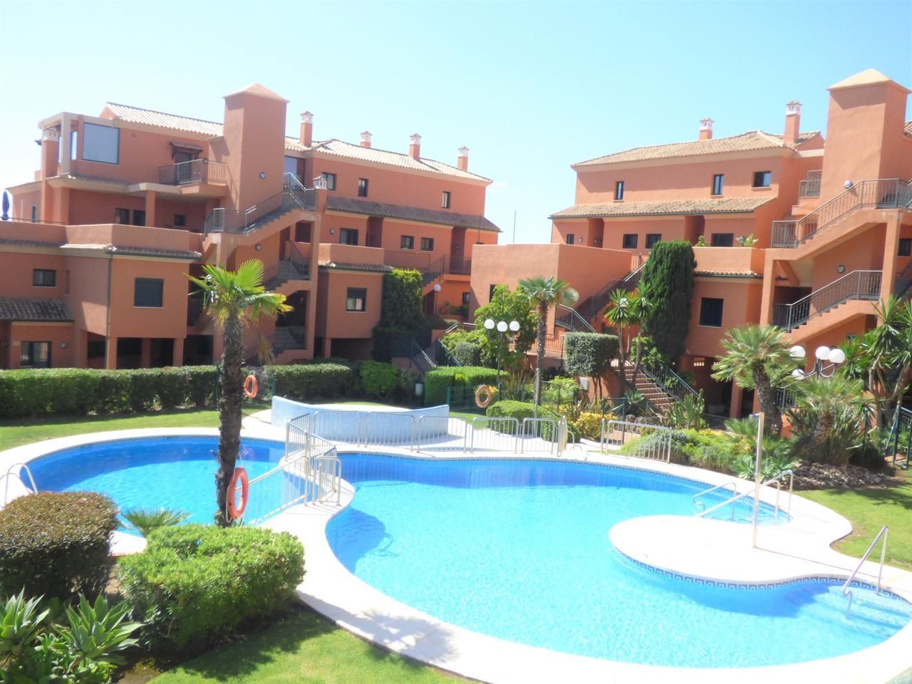 Exterior view of Flat for sale in Marbella  with Air Conditioner, Heating and Terrace