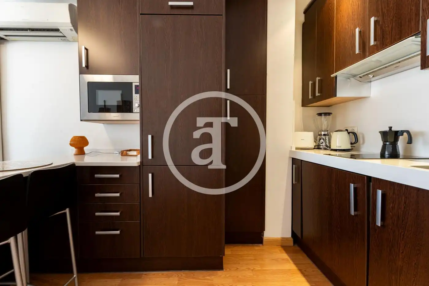 Kitchen of Flat for rent in Madrid  with Heating, Furnished and Oven