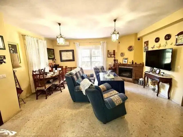 Casa rustica con piscina in vendita a Periurbano Oeste - Sierra, imagen 4