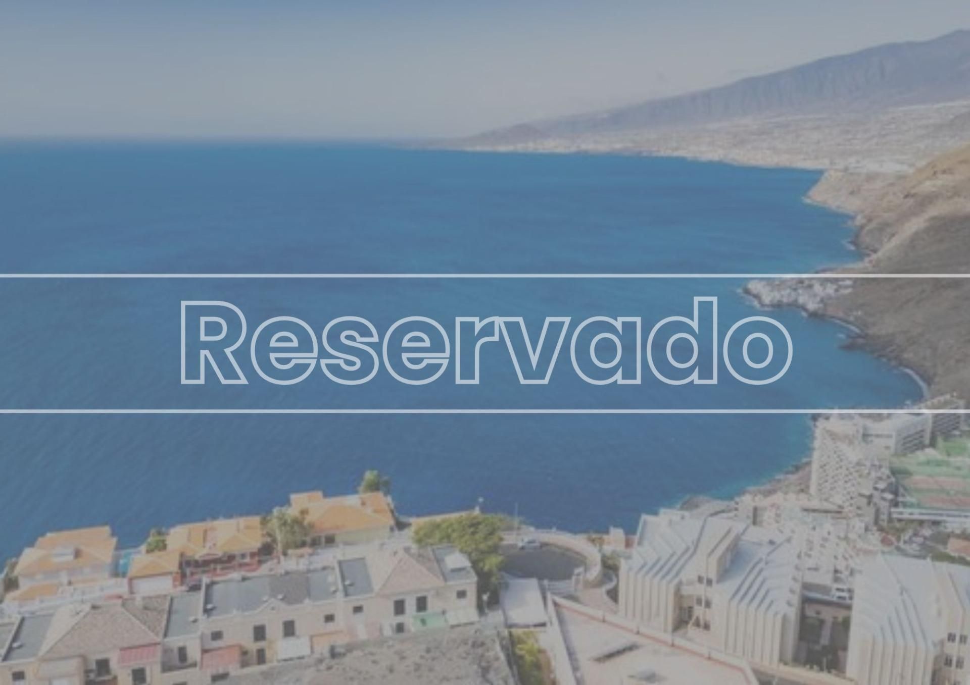 Single-family semi-detached for sale in El Rosario  with Air Conditioner, Private garden and Terrace