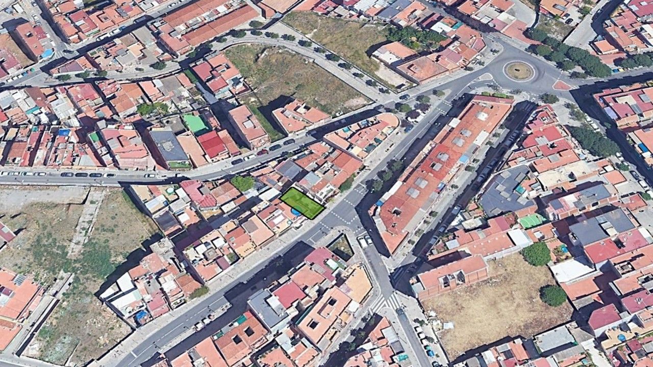 Exterior view of Land for sale in Santa Coloma de Gramenet