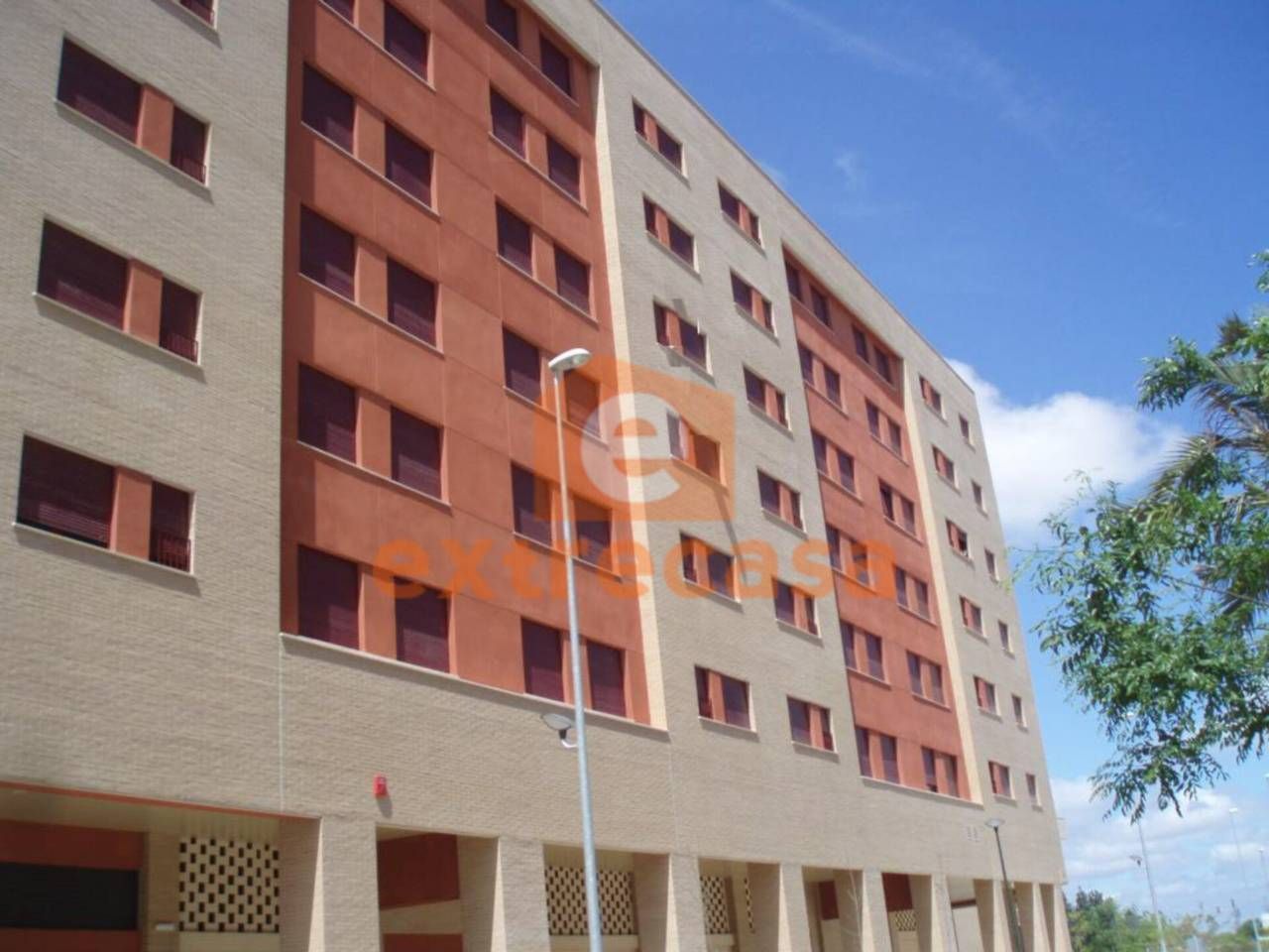 Vista exterior de Pis de lloguer en Badajoz Capital amb Calefacció i Moblat
