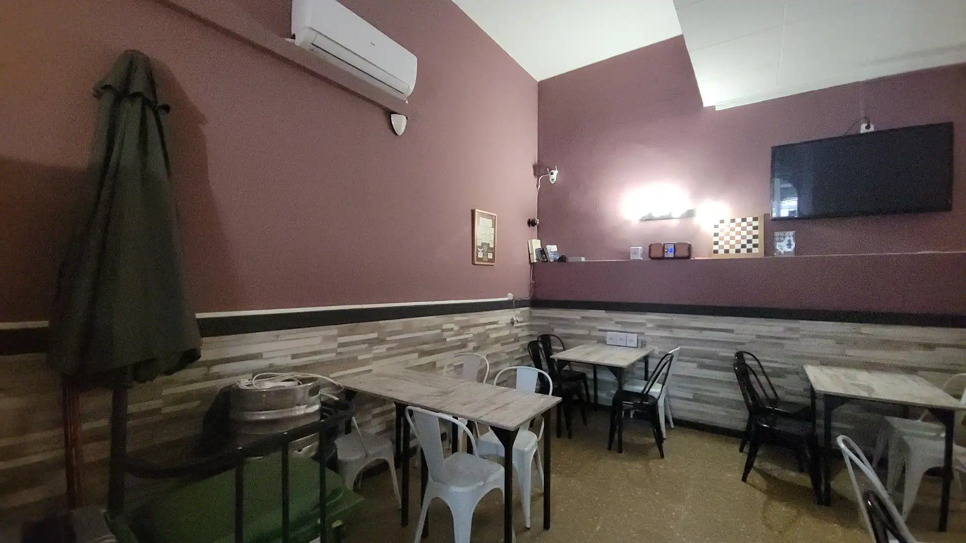 Local de alquiler en L'Hospitalet de Llobregat con Aire acondicionado