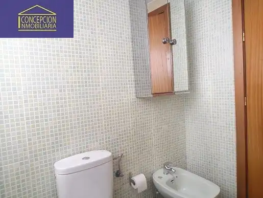 Baño de Piso de alquiler en Córdoba con Aire acondicionado, Calefacción y Terraza