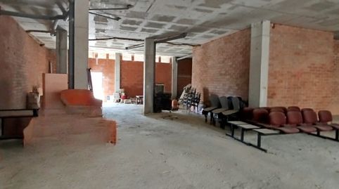 Local de 187 m2 o 153m2 con terraza en alquiler, imatge 2